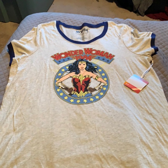torrid Tops - Wonder women tee